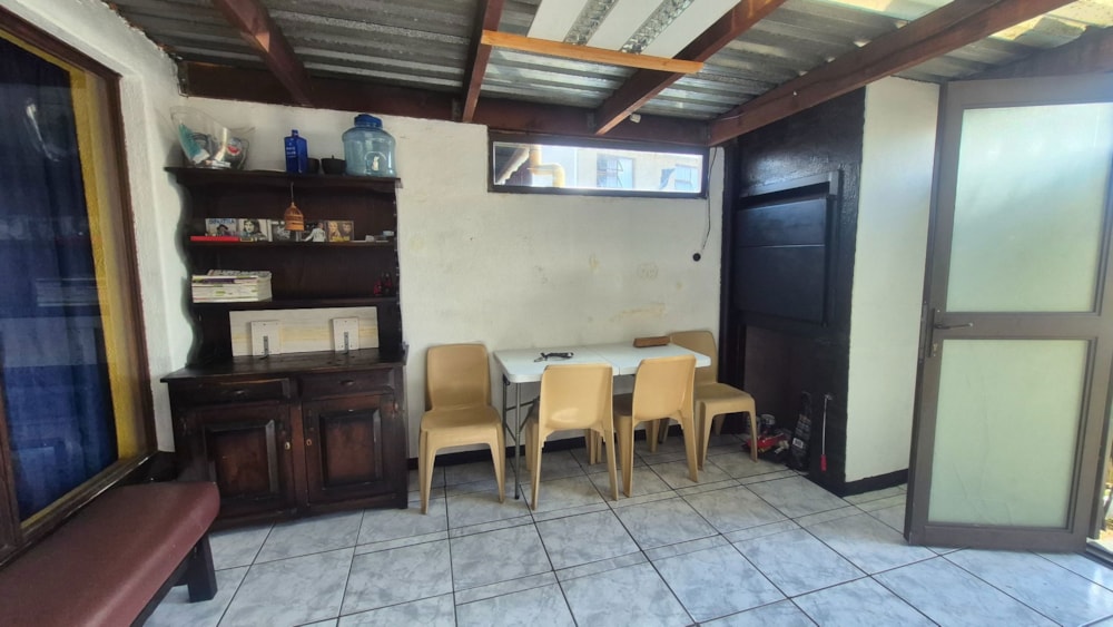 Semi-detached house for sale in Belmont Park - 1KV1712137 Semi-detached house for sale in Belmont Park - 1KV1712137