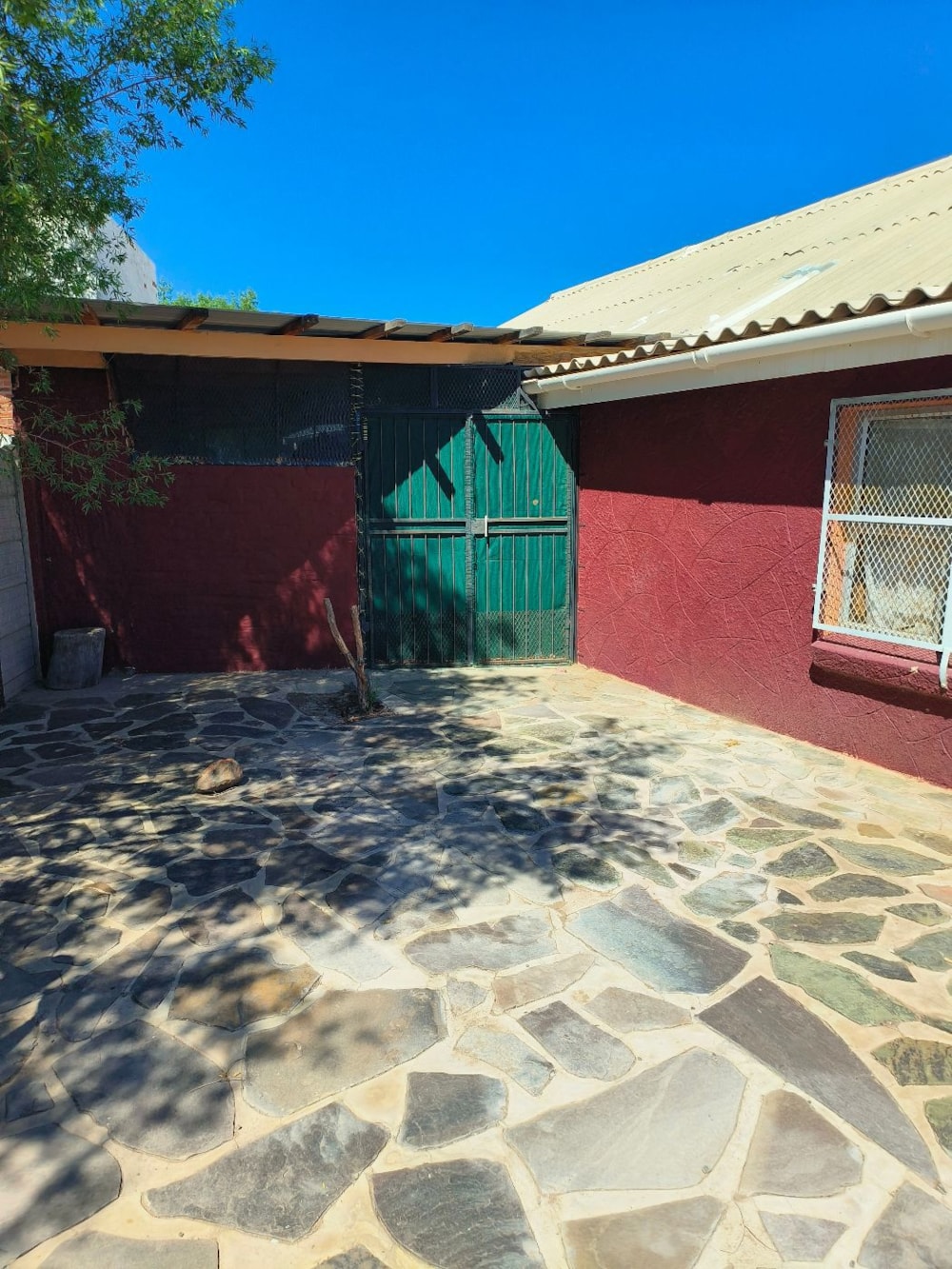 House for sale in Essopville - 1KK1711331