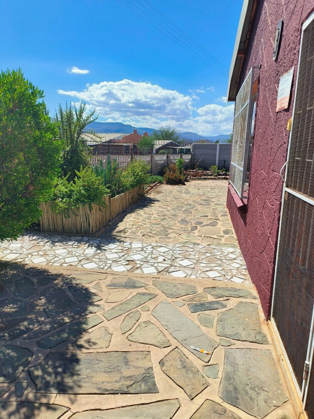 House for sale in Essopville - 1KK1711331