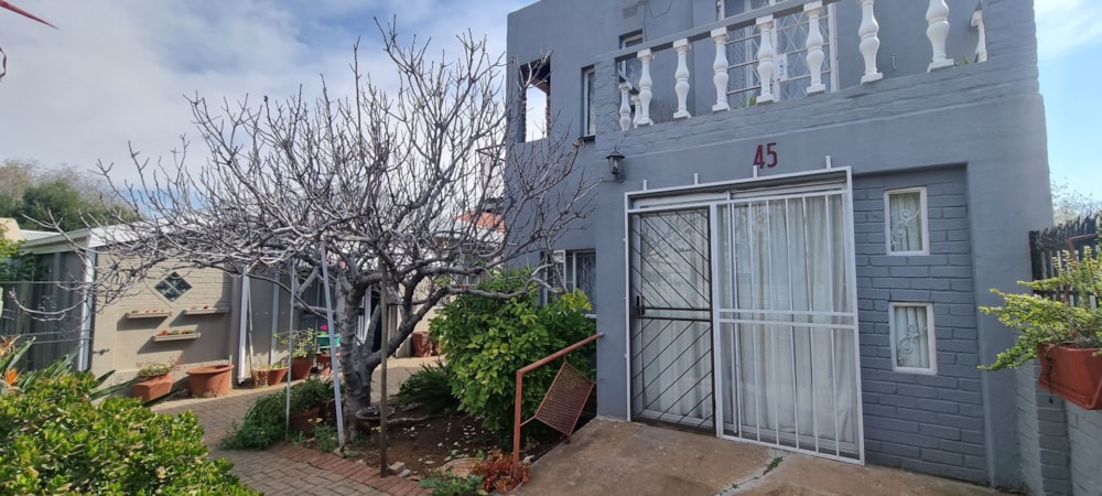 House for sale in Beaconsfield - 1KJ1711440