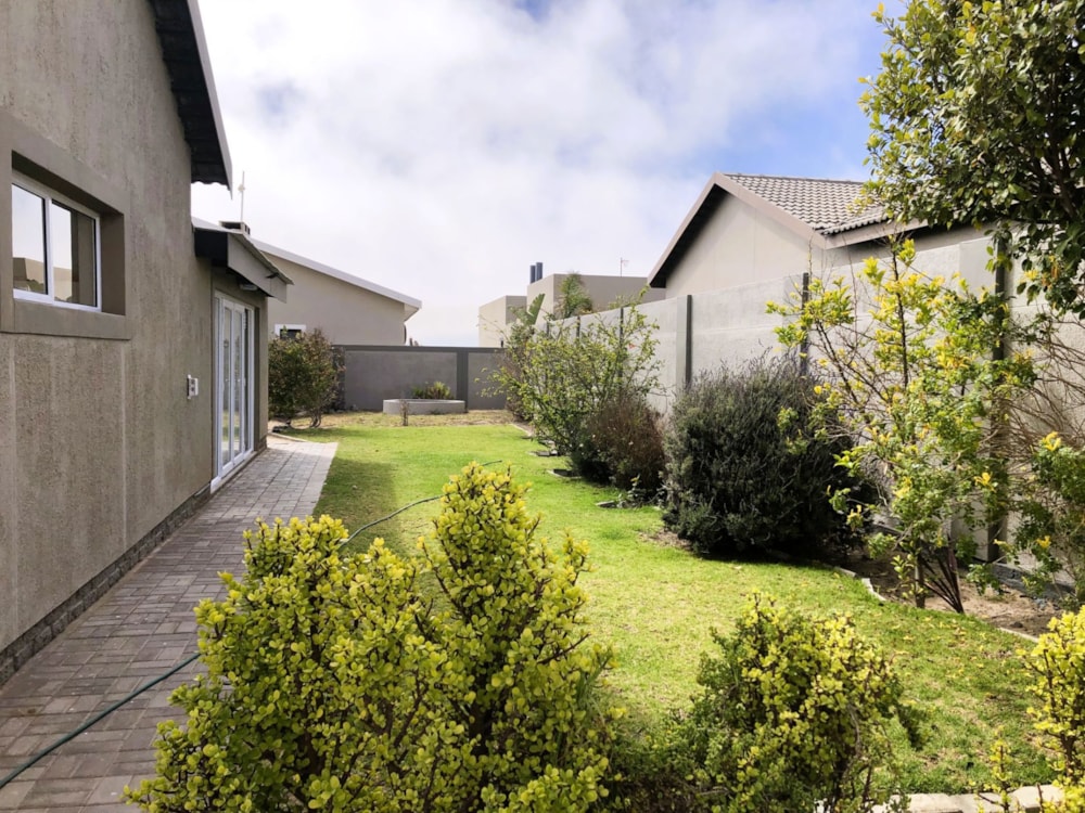 House for sale in Swakopmund Ext 23, Namibia - 3NM1711599