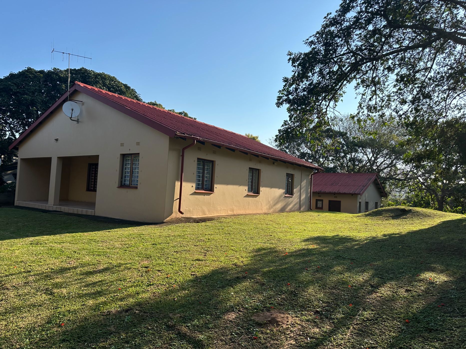 Single-storey house for sale in Glenmore Beach - 1PD1711417