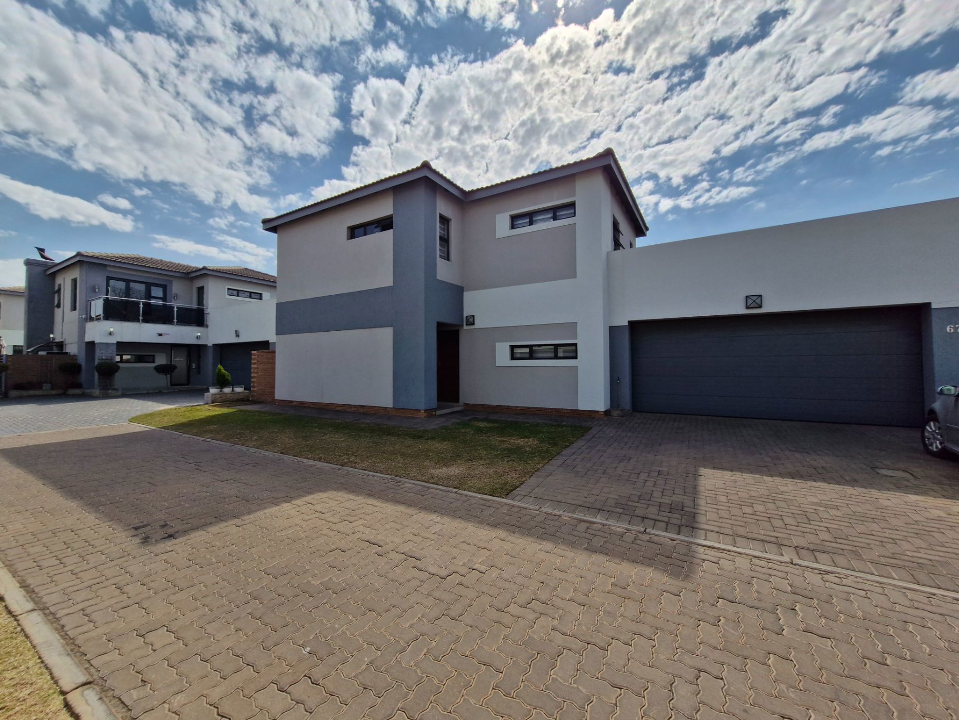 Security estate home to rent in Thatchfield - CNL1713961