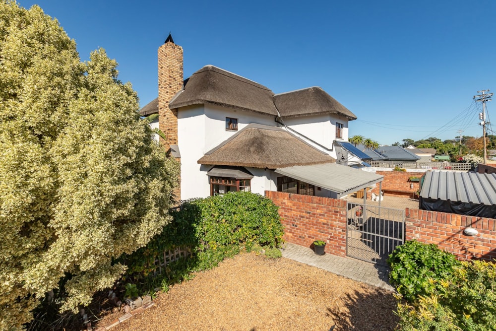 House to rent in Pinelands, Cape Town - RBL1711526 House to rent in Pinelands, Cape Town - RBL1711526