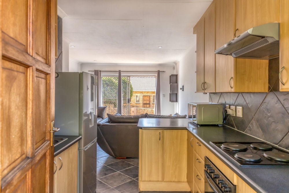 Townhouse let in Honeydew Ridge - RAL1717207