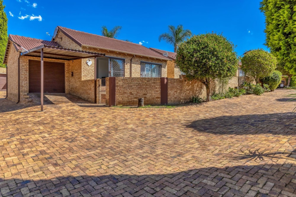 Townhouse let in Honeydew Ridge - RAL1717207