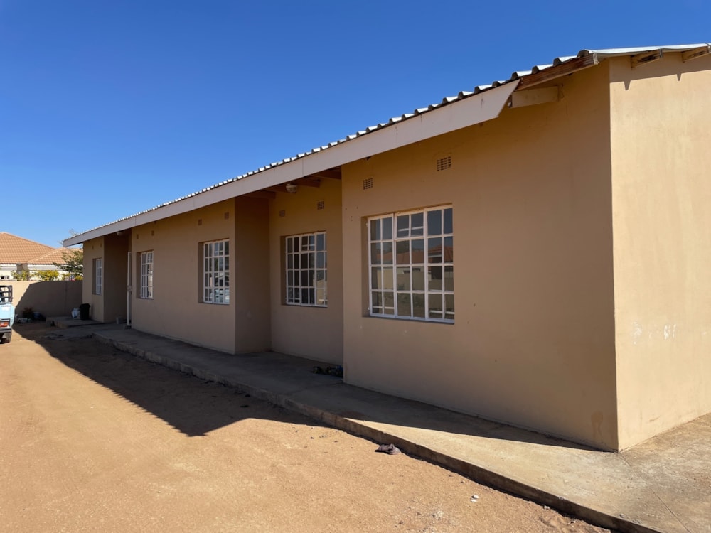 Cluster for sale in Mogoditshane, Botswana - 3BO1711574 Cluster for sale in Mogoditshane, Botswana - 3BO1711574