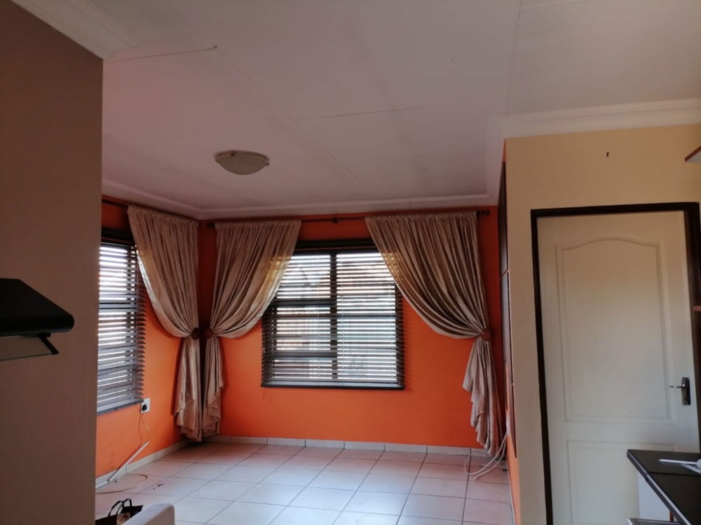 House for sale in Krugersrus - 1SP1711581