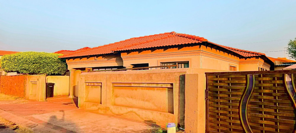 House for sale in Vosloorus - BOK1711715 House for sale in Vosloorus - BOK1711715