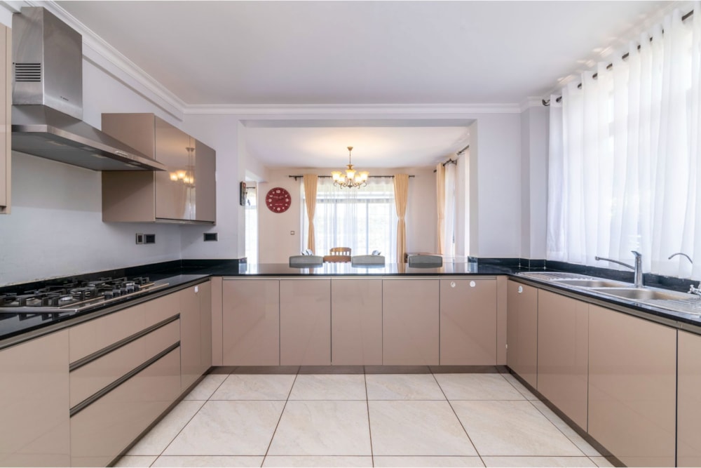 Double-storey house let in Runda , Kenya - 3KE1711939 Double-storey house let in Runda , Kenya - 3KE1711939