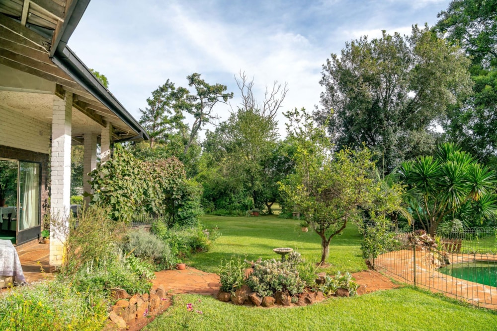 House for sale in Glen Lorne, Zimbabwe - 3ZB1711677 House for sale in Glen Lorne, Zimbabwe - 3ZB1711677