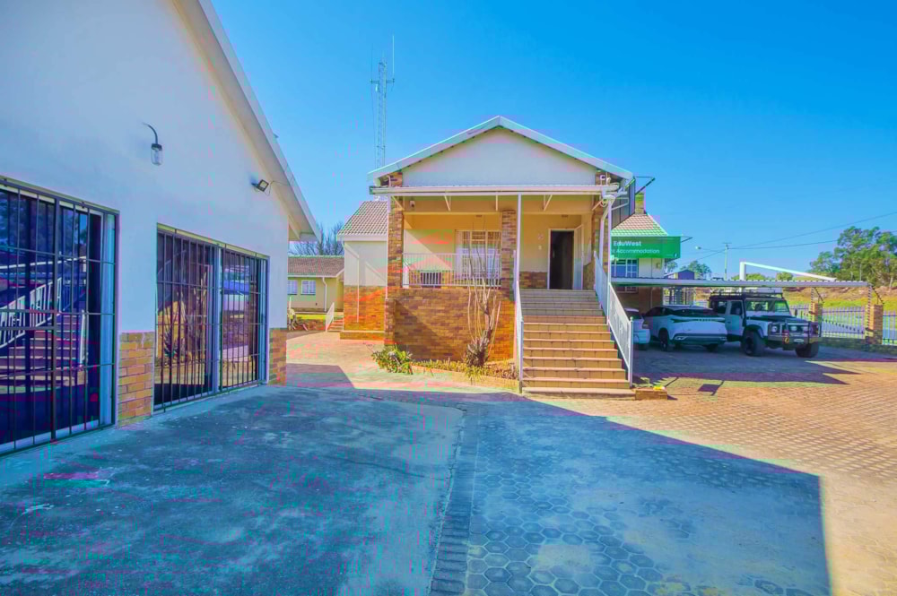 Commercial business sold in Krugersdorp (Mogale City) - 1KR1711680