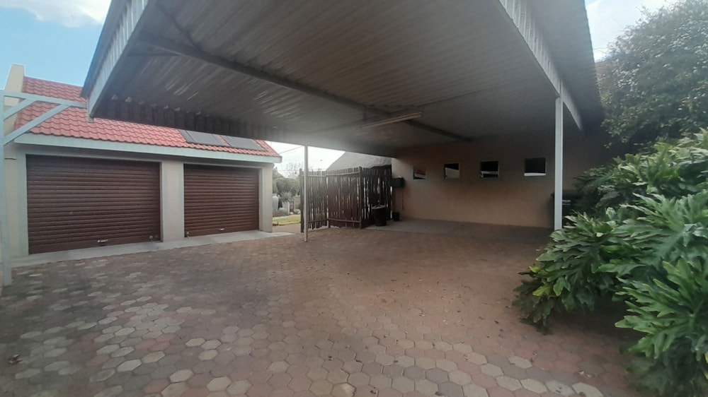 House for sale in Vanderbijlpark SE 4 - 1VT1711673 House for sale in Vanderbijlpark SE 4 - 1VT1711673