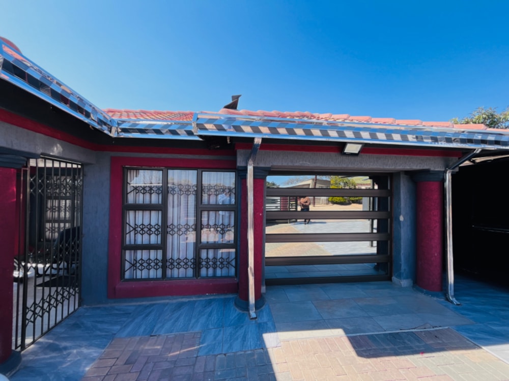 House for sale in Seshego - 1PS1720014 House for sale in Seshego - 1PS1720014