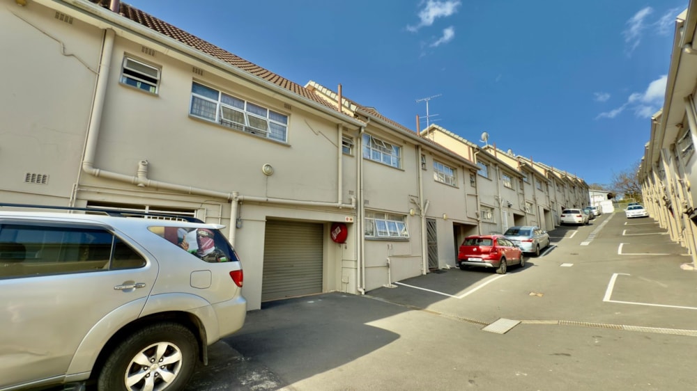 Townhouse for sale in Overport - 1DA1711707