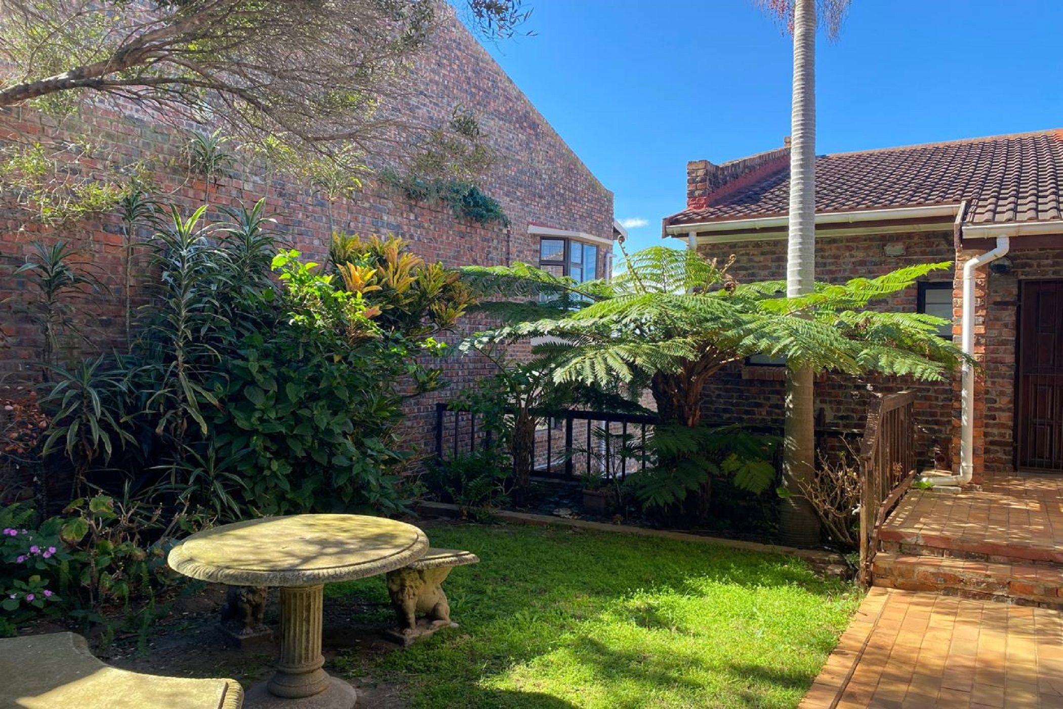 Townhouse to rent in Wave Crest - 1JF1711753