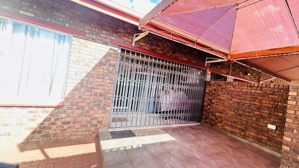 Townhouse for sale in Flora Gardens - 1VT1711859 Townhouse for sale in Flora Gardens - 1VT1711859