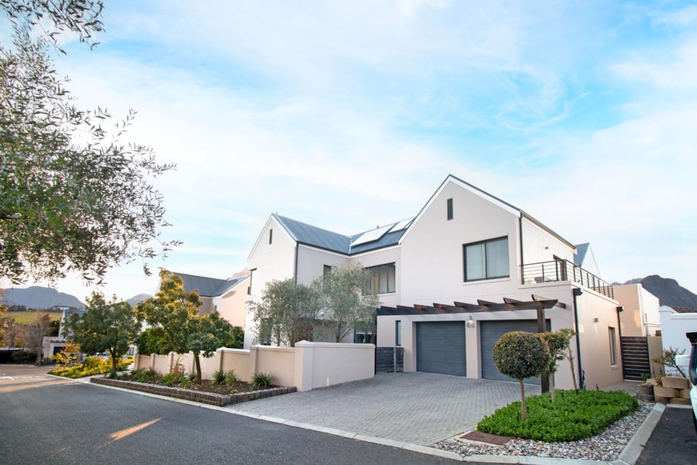 House for sale in Aan de Weber - ST1712395 House for sale in Aan de Weber - ST1712395