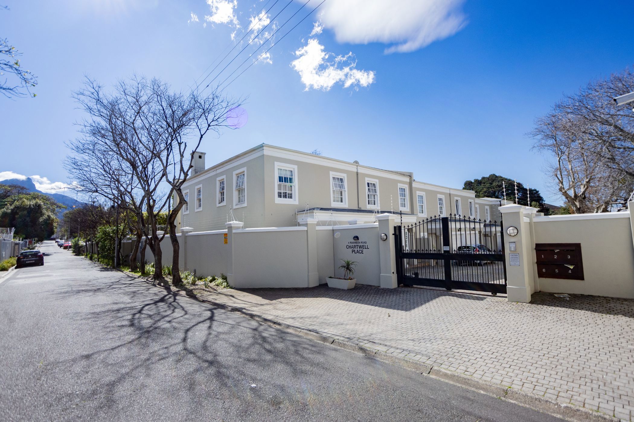 Apartment let in Kenilworth Upper - RBL1711875