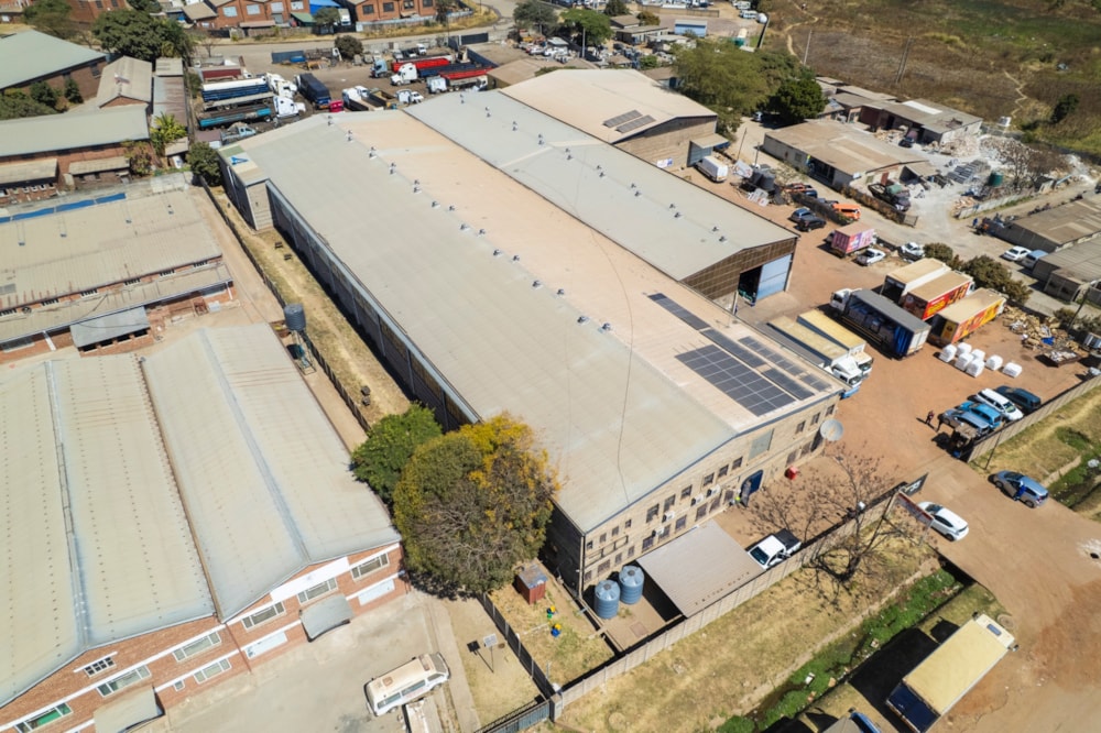 Commercial industrial property for sale in Graniteside, Zimbabwe - 3ZB1711926