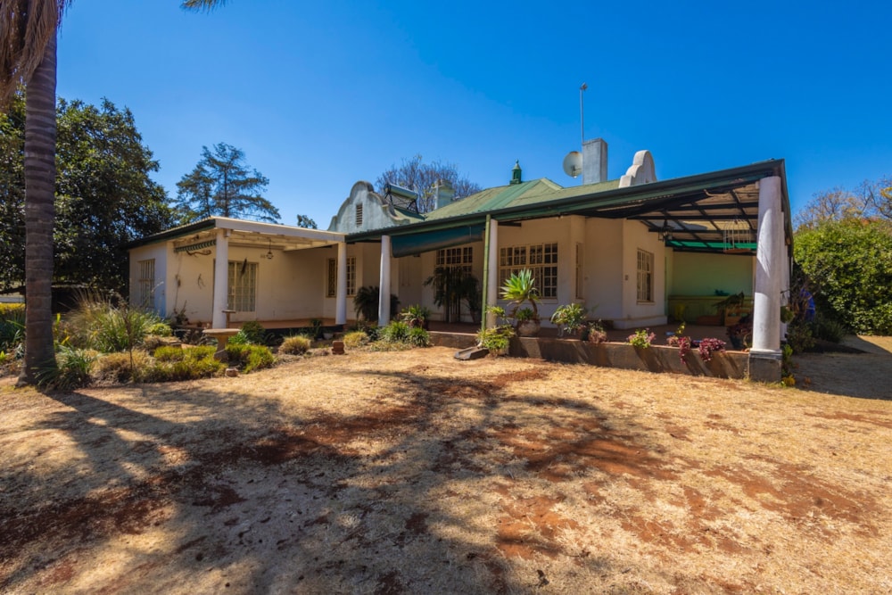 House for sale in Mount Pleasant, Zimbabwe - 3ZB1711930 House for sale in Mount Pleasant, Zimbabwe - 3ZB1711930