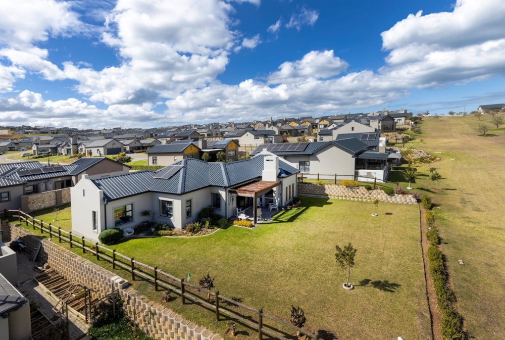 House for sale in Hartland Lifestyle Estate - 1MB1711948 House for sale in Hartland Lifestyle Estate - 1MB1711948