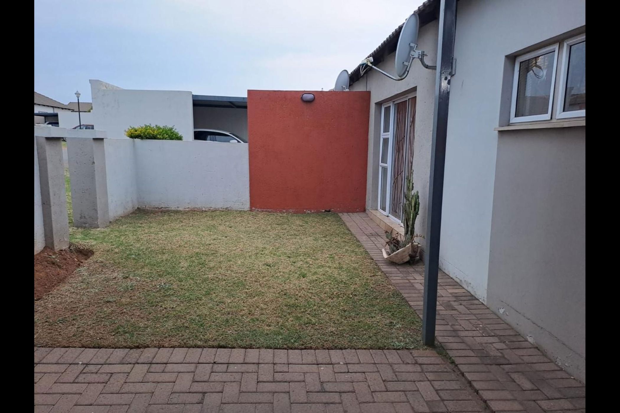 Security complex home for sale in Tasbet Park - 1WD1711963