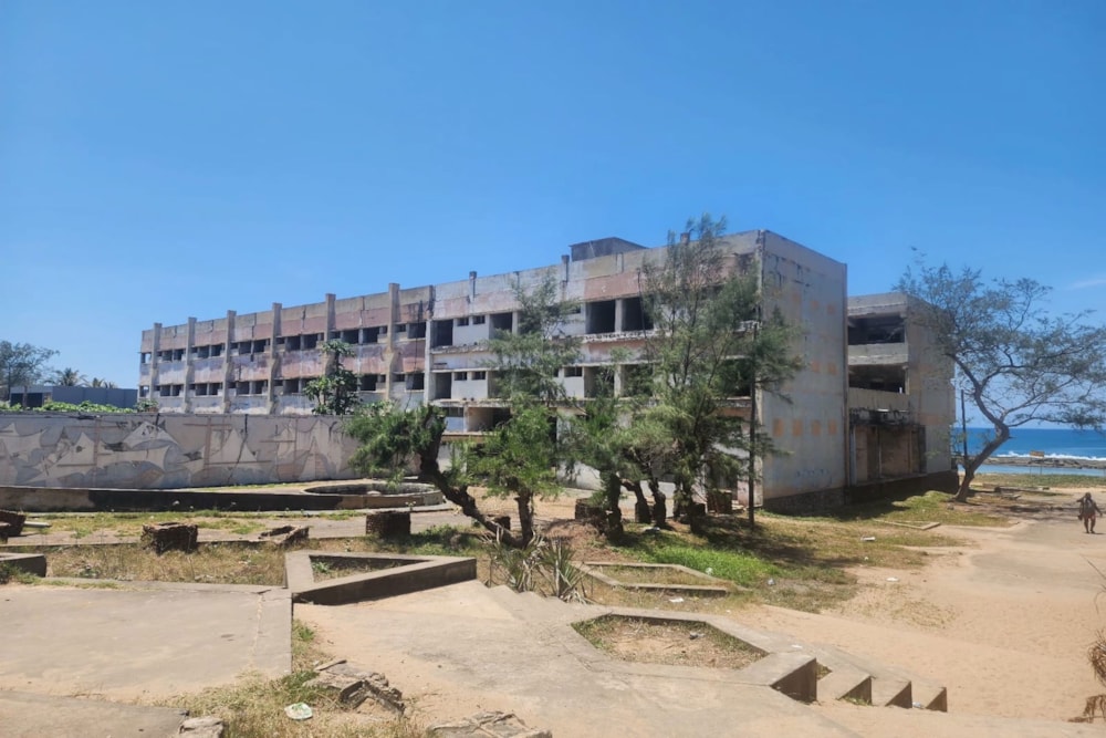 Beach resort for sale in Praia de Xai Xai, Mozambique - 3MQ1712011