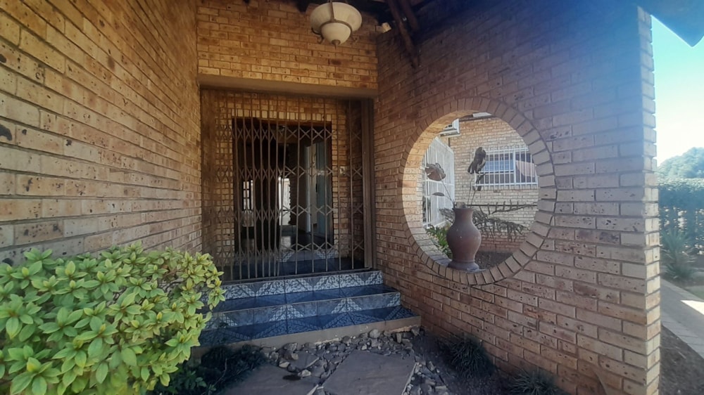 House for sale in Vanderbijlpark SE 3 - 1VT1712324