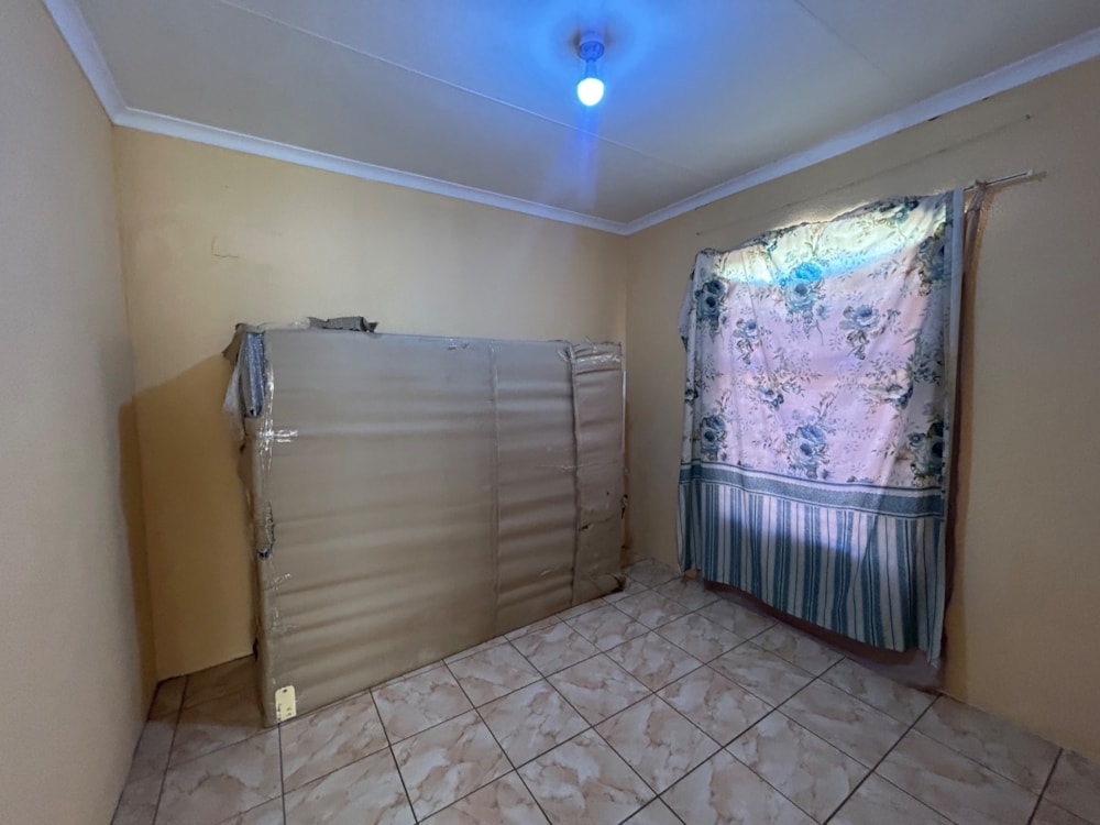 House for sale in Roodepan - 1KJ1712037 House for sale in Roodepan - 1KJ1712037