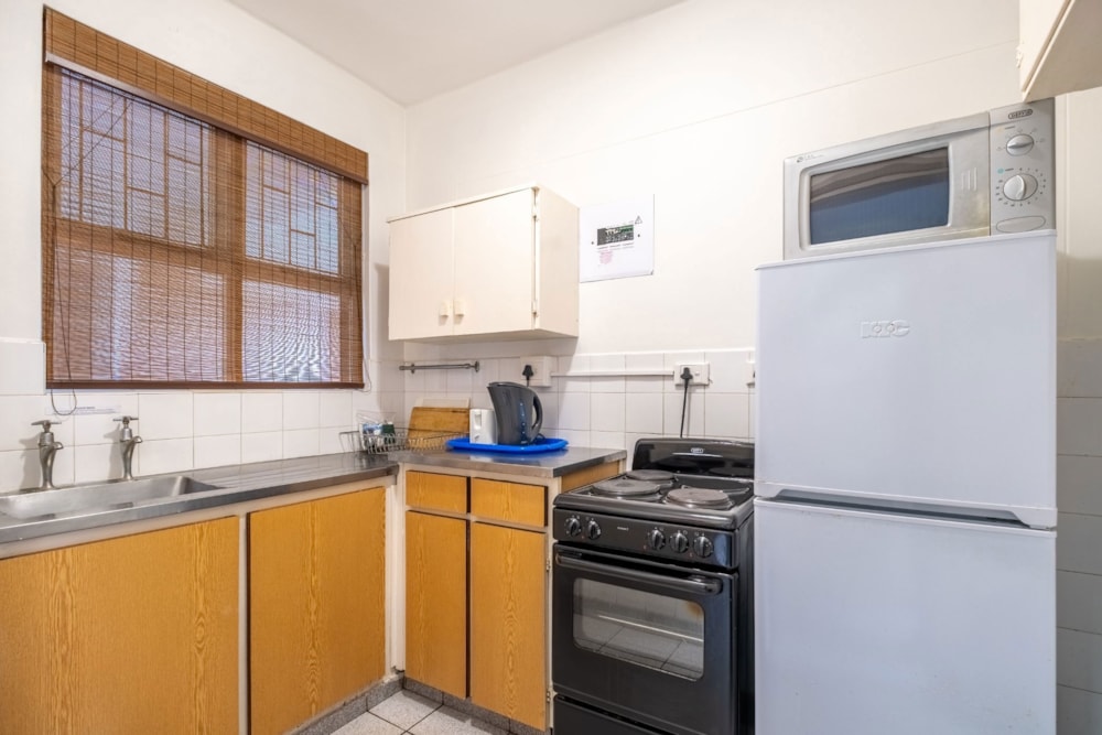 Studio apartment to rent in Amanzimtoti - 1WB1747386 Studio apartment to rent in Amanzimtoti - 1WB1747386