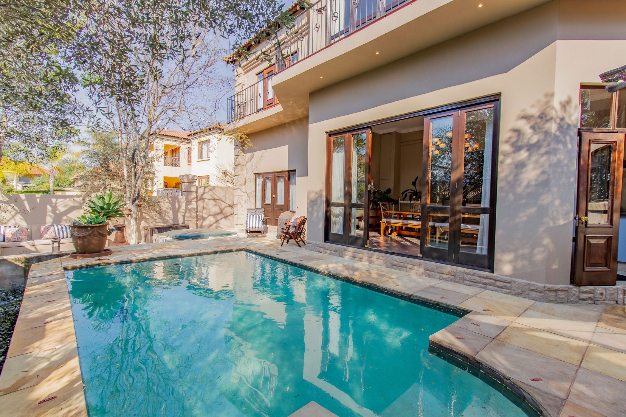 Security estate home to rent in Xanadu - 1HR1712130