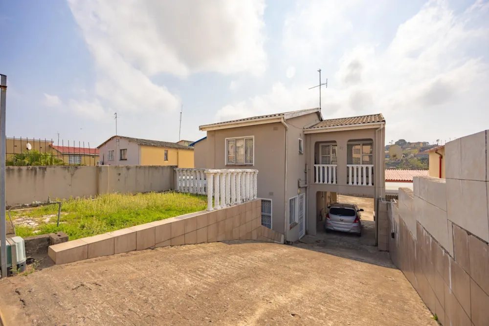House for sale in Chatsworth, KwaZulu-Natal - 1WP1752558