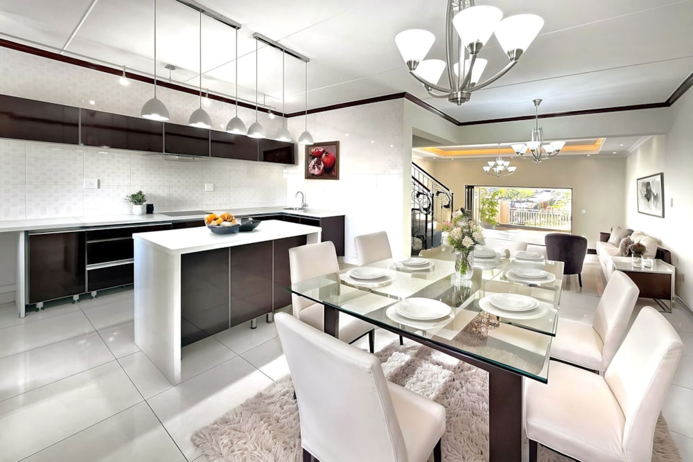 Multi-storey apartment for sale in Summerset - MR1712183