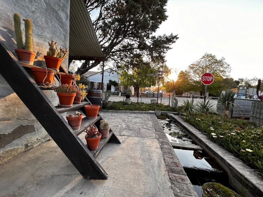 Commercial Building for sale in Nieu Bethesda - 1KK1714334 Commercial Building for sale in Nieu Bethesda - 1KK1714334