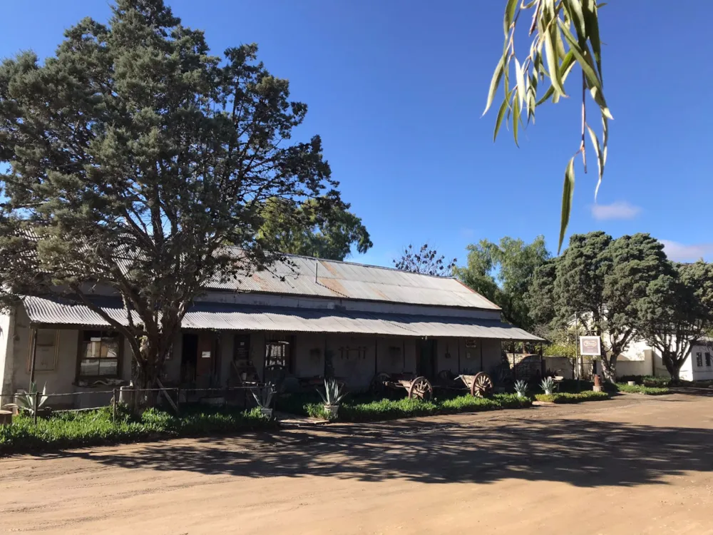 Commercial Building for sale in Nieu Bethesda - 1KK1714334 Commercial Building for sale in Nieu Bethesda - 1KK1714334