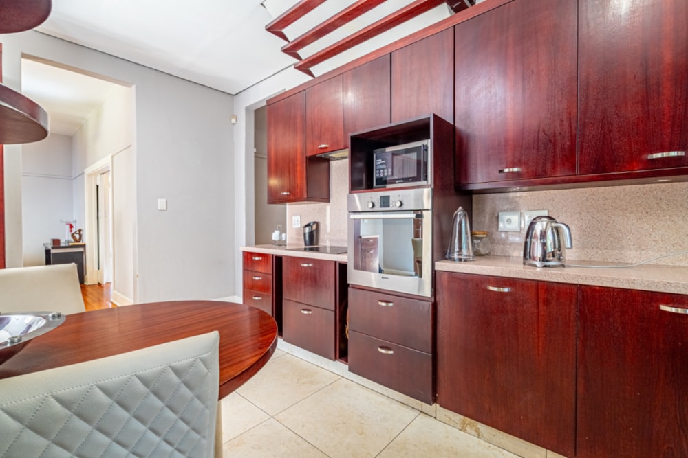 Double-storey house let in Greenside, Johannesburg - JBL1712285 Double-storey house let in Greenside, Johannesburg - JBL1712285