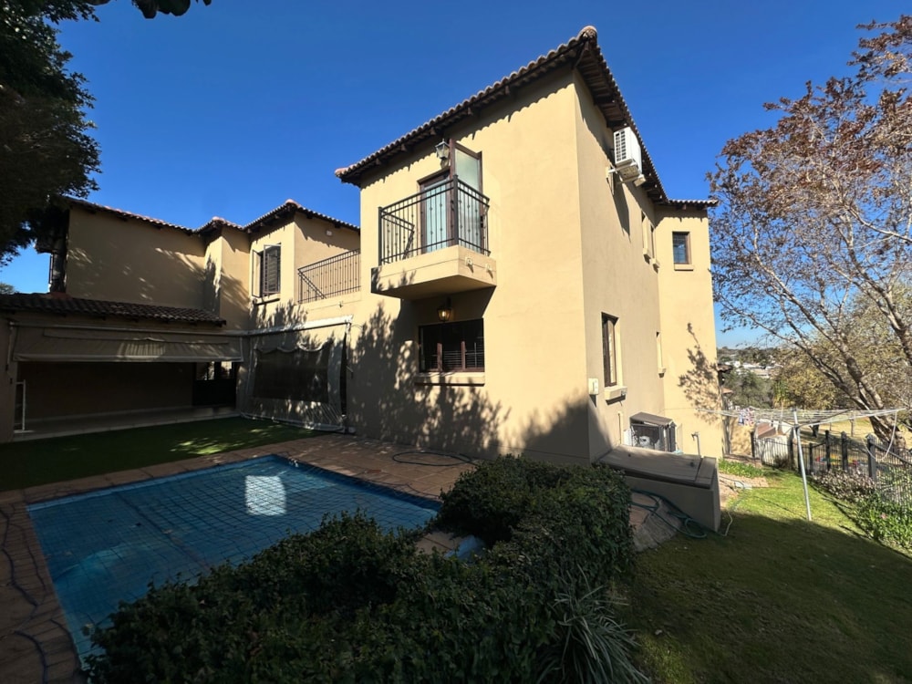 House to rent in Waterkloof Ridge - PTL1728996