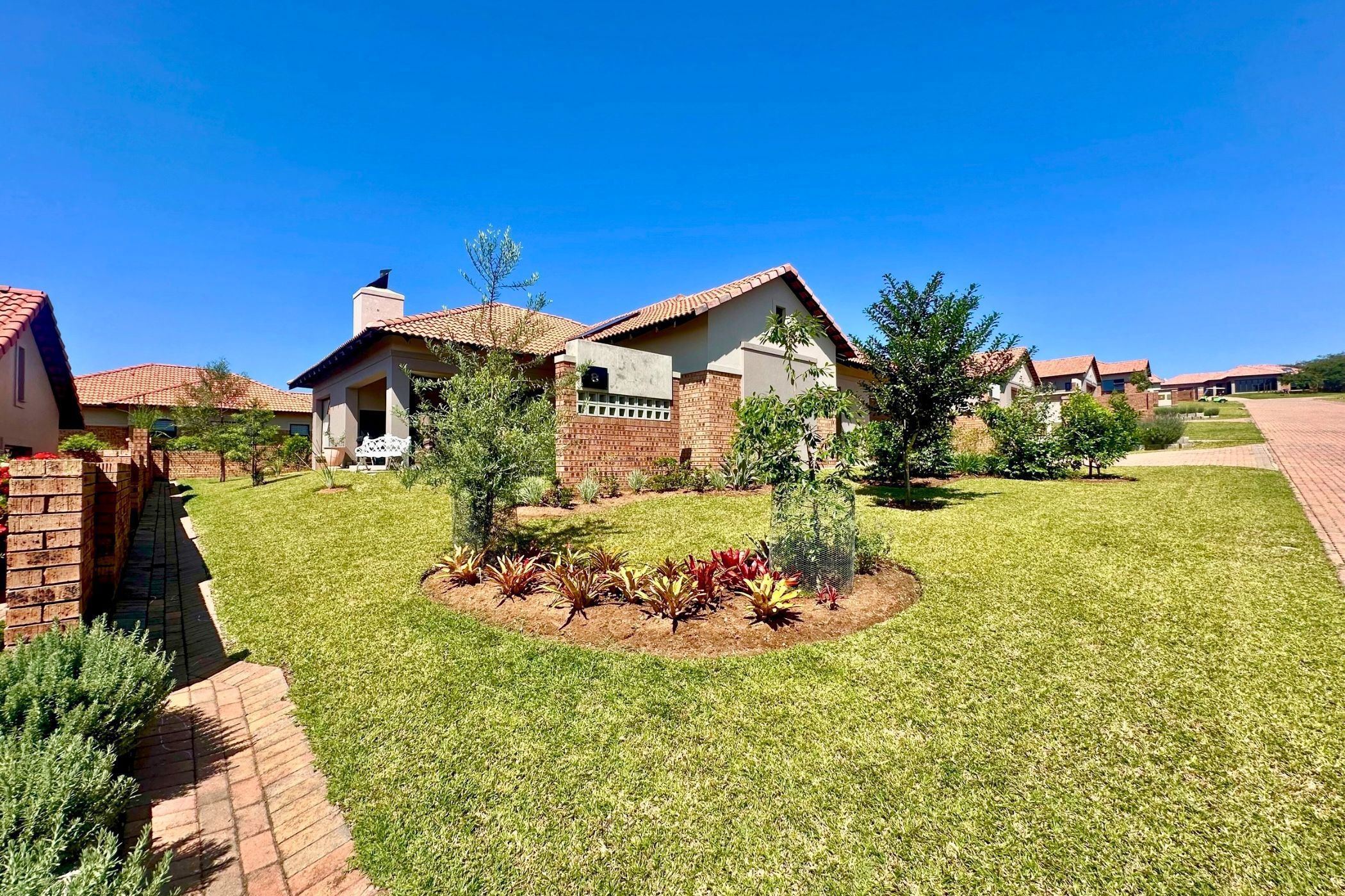 House for sale in Bateleur Estate - 1NS1712370