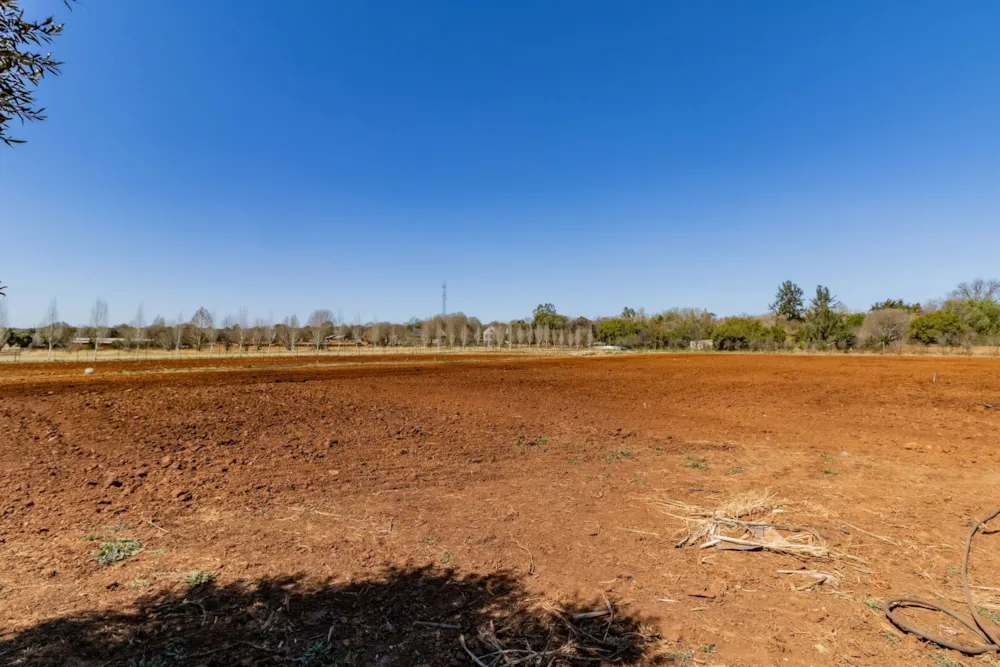 Mixed use farm sold in Skeerpoort - 1HR1712433 Mixed use farm sold in Skeerpoort - 1HR1712433