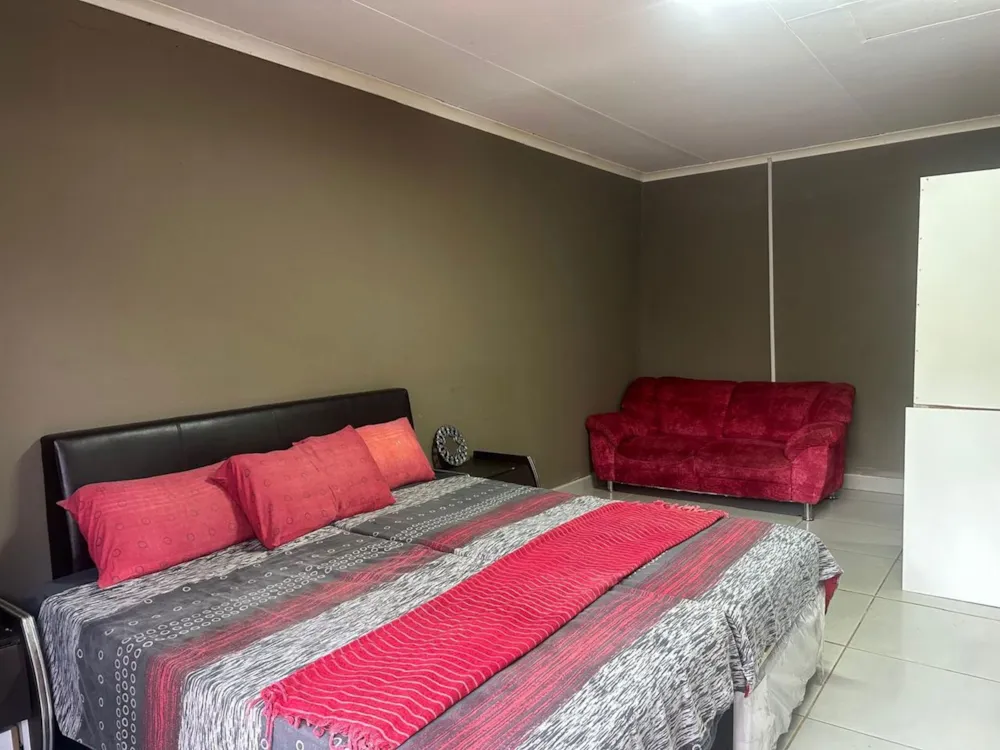 Bachelor apartment let in Fichardt Park - 1BX1712379 Bachelor apartment let in Fichardt Park - 1BX1712379