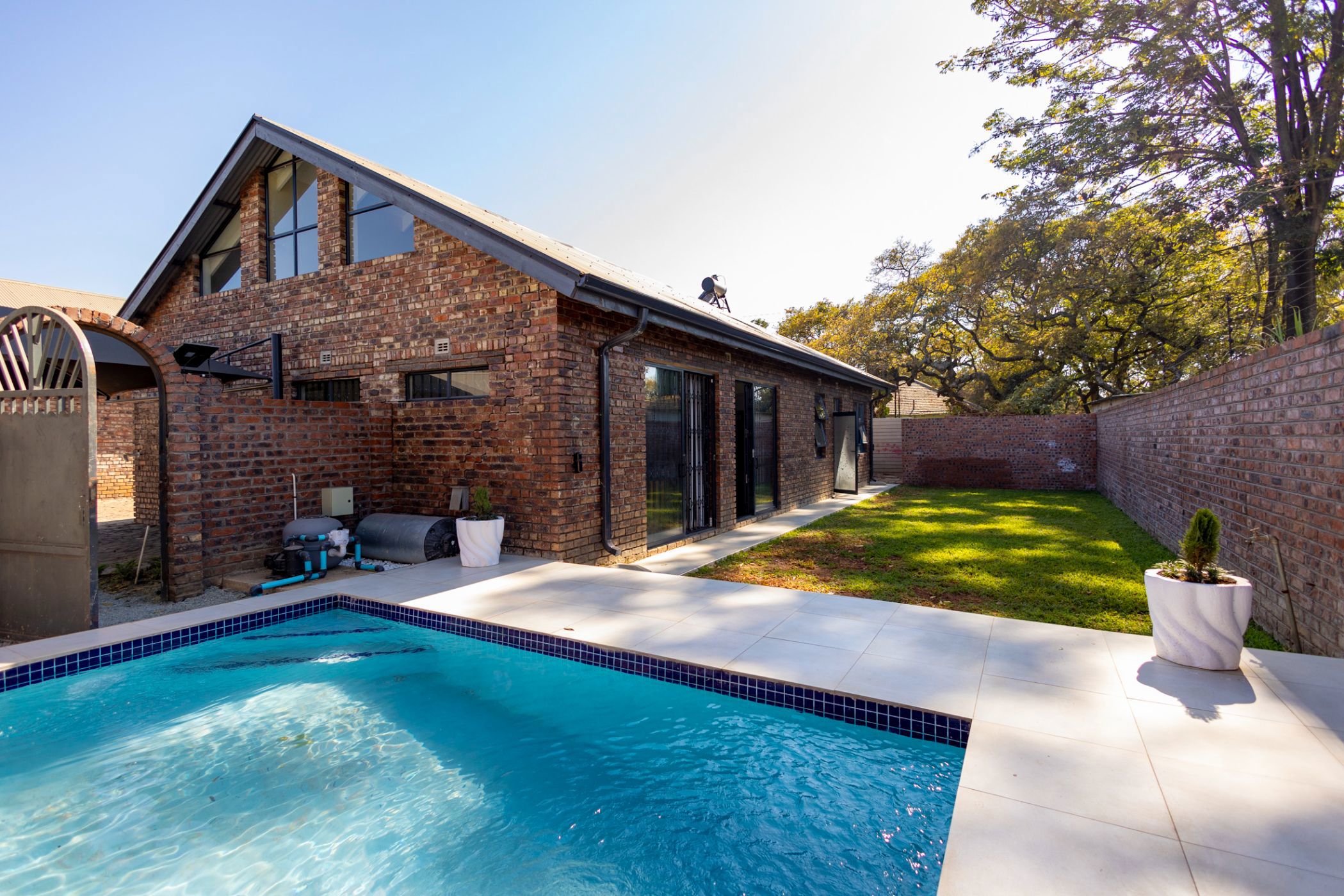 Cluster for sale in Eastlea North, Zimbabwe - 3ZB1712381