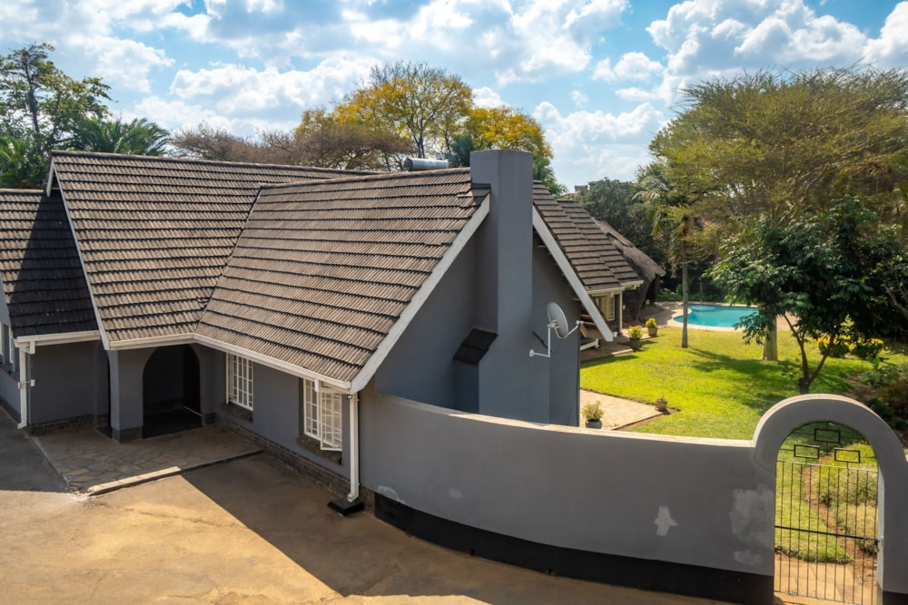 House for sale in Borrowdale, Zimbabwe - 3ZB1712418