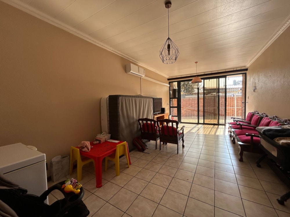 Apartment for sale in Belgravia, Kimberley - 1KJ1712430