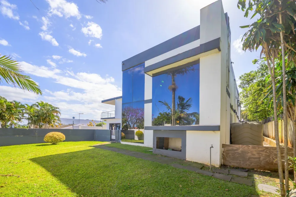 House for sale in La Lucia - 1ND1712440 House for sale in La Lucia - 1ND1712440