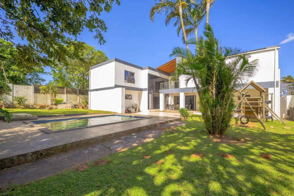 House for sale in La Lucia - 1ND1712440 House for sale in La Lucia - 1ND1712440