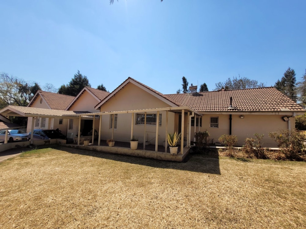 House for sale in Glen Lorne, Zimbabwe - 3ZB1712821