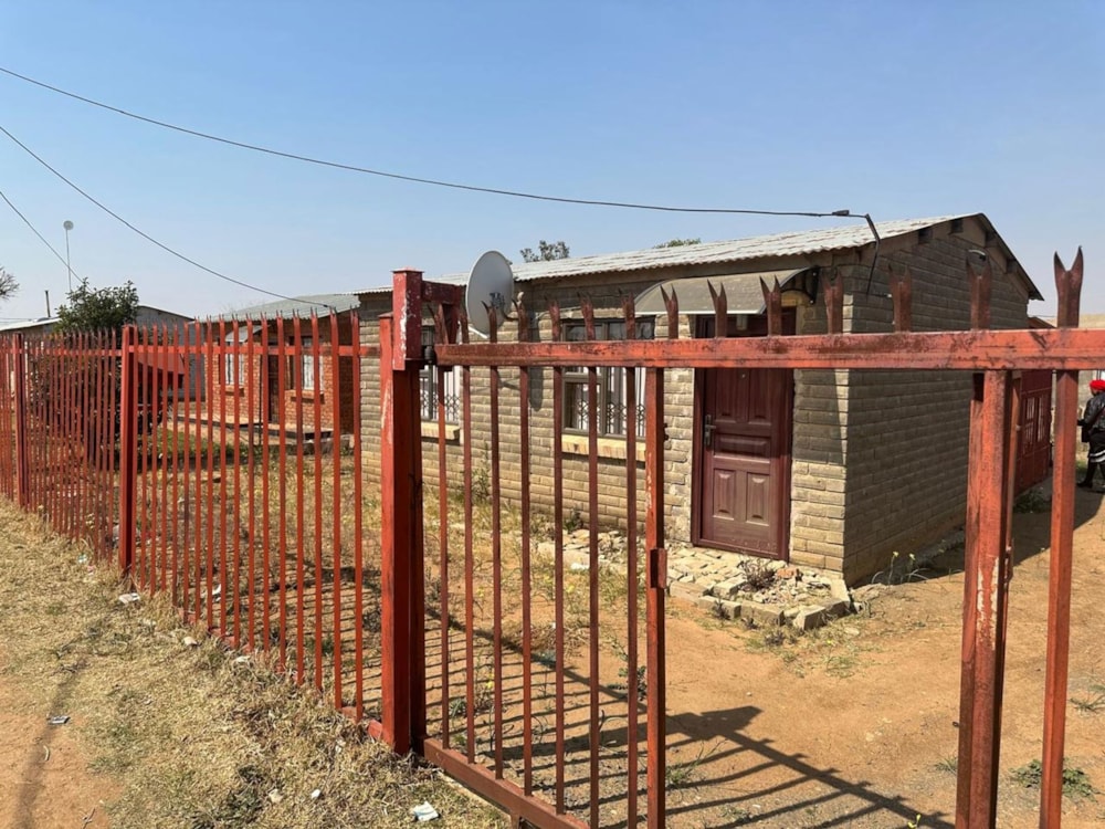 House for sale in Bloemside - 1BX1712531