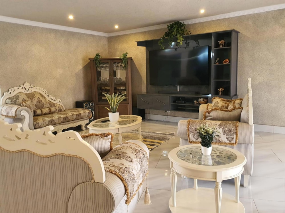 Double-storey house for sale in Boksburg South - BOK1712643 Double-storey house for sale in Boksburg South - BOK1712643