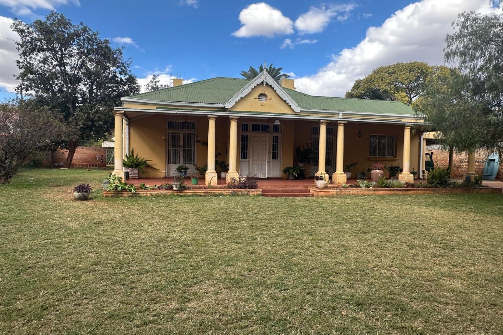 House for sale in Suburbs, Zimbabwe - 3ZB1712617